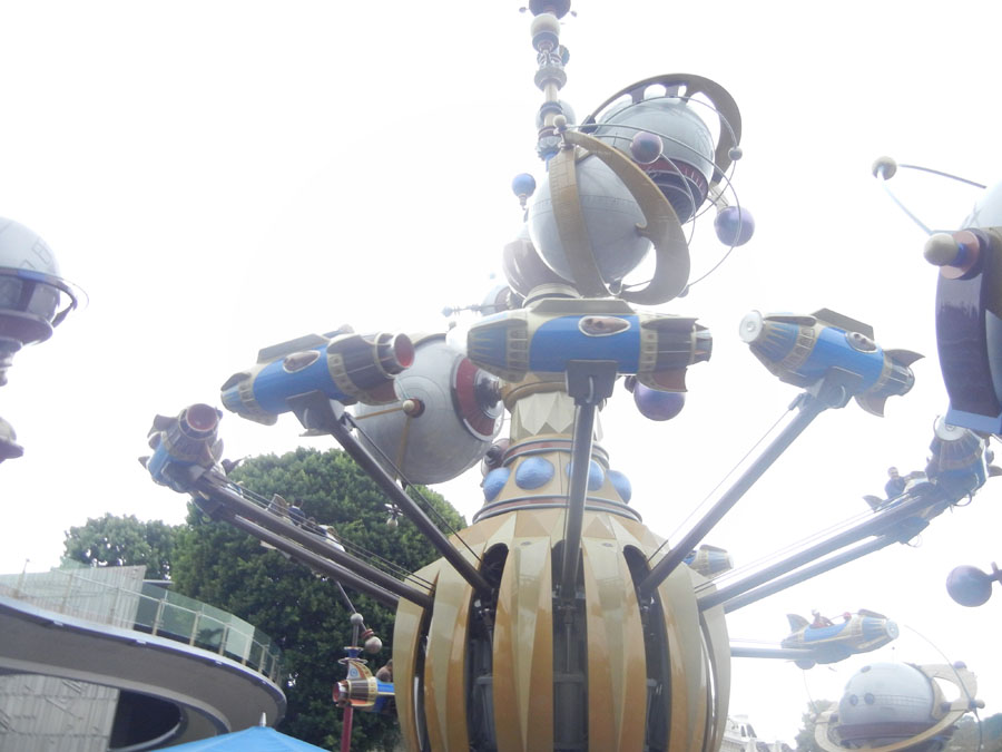 Disneyland Tomorrowland Rockets: The Astro Orbiter